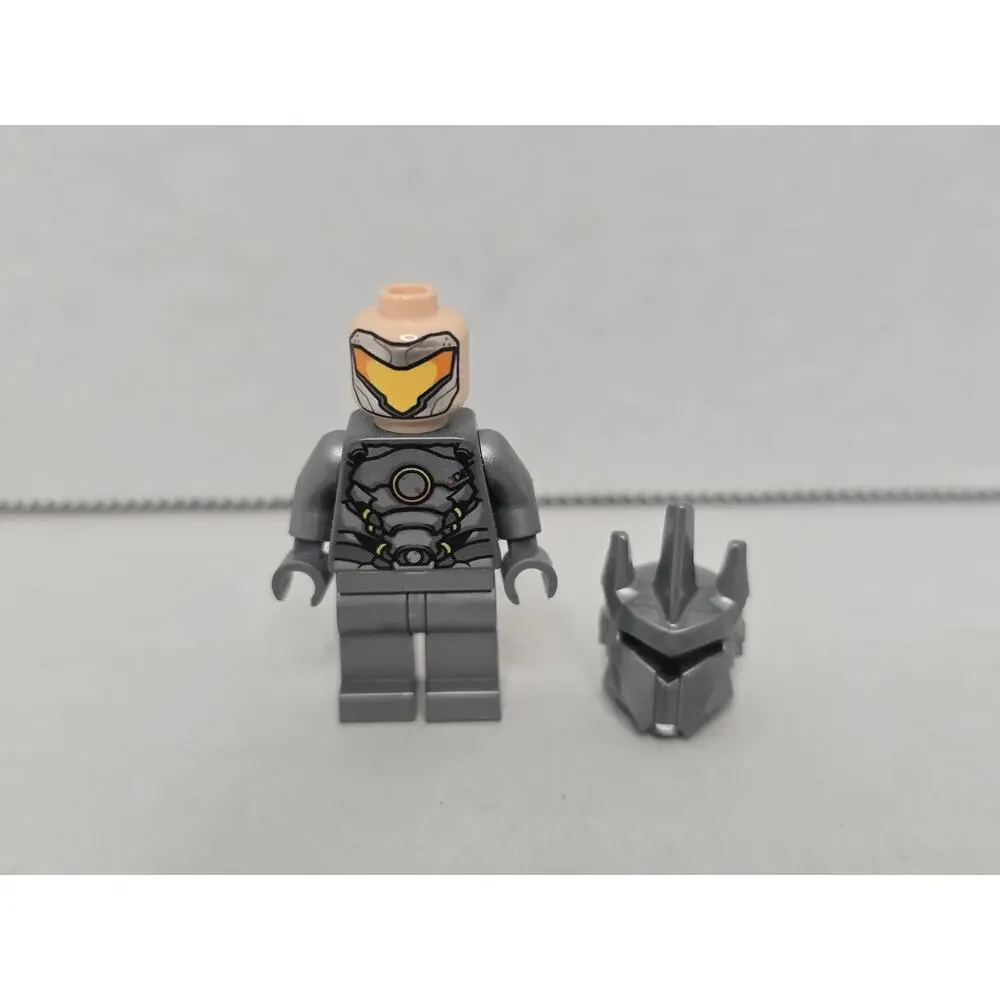 Lego Overwatch Minifigure OW010 Reinhardt Wilhelm 5-spikecrest angular Helmet